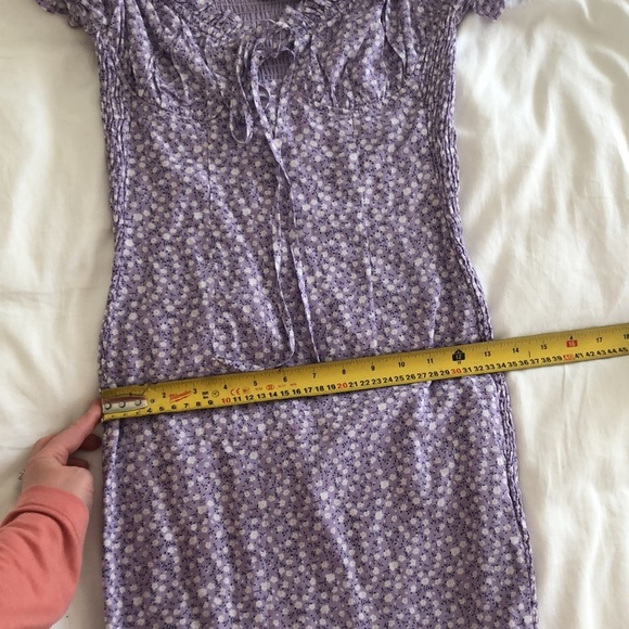 Purple floral off-shoulder mini dress. Size 6. - Picture 13 of 14